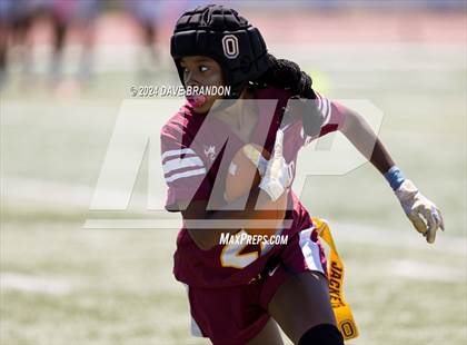 Thumbnail 1 in Oxnard vs. Westlake photogallery.