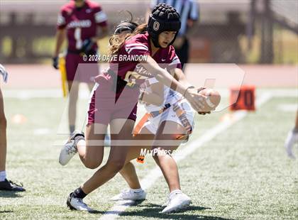 Thumbnail 1 in Oxnard vs. Westlake photogallery.