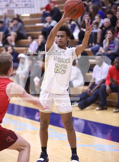 Thumbnail 1 in Roncalli vs. Decatur Central (IHSAA 4A 2nd Round Playoff) photogallery.