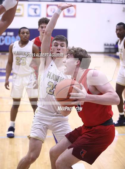Thumbnail 1 in Roncalli vs. Decatur Central (IHSAA 4A 2nd Round Playoff) photogallery.