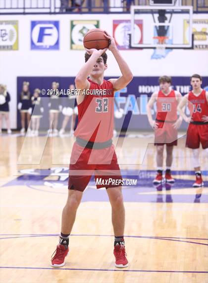 Thumbnail 3 in Roncalli vs. Decatur Central (IHSAA 4A 2nd Round Playoff) photogallery.