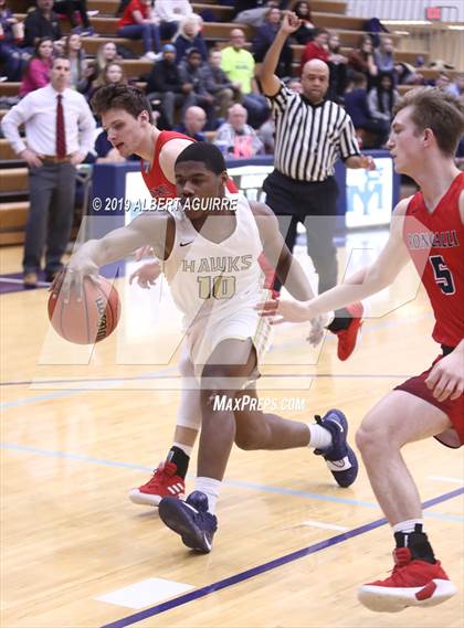 Thumbnail 1 in Roncalli vs. Decatur Central (IHSAA 4A 2nd Round Playoff) photogallery.