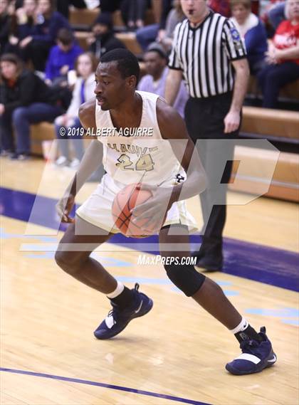 Thumbnail 2 in Roncalli vs. Decatur Central (IHSAA 4A 2nd Round Playoff) photogallery.