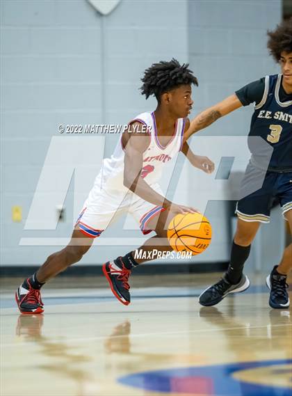 Thumbnail 2 in West Carteret vs. South View (Cumberland County Holiday Classic) photogallery.