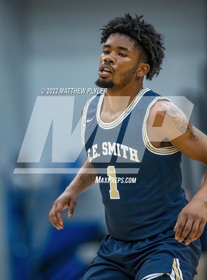 Thumbnail 1 in West Carteret vs. South View (Cumberland County Holiday Classic) photogallery.