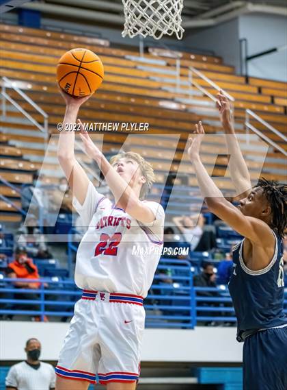 Thumbnail 3 in West Carteret vs. South View (Cumberland County Holiday Classic) photogallery.