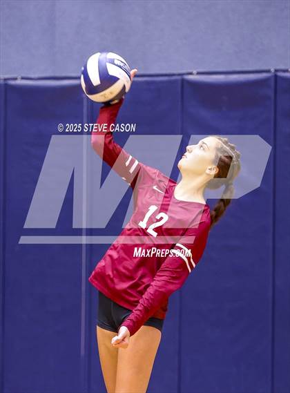 Thumbnail 1 in Whitney @ Vista Del Lago photogallery.