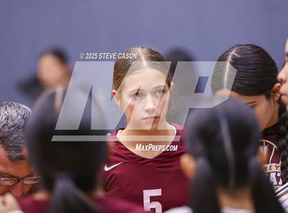 Thumbnail 1 in Whitney @ Vista Del Lago photogallery.