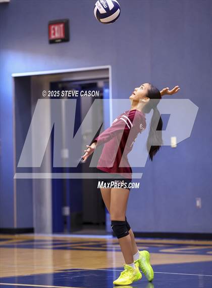 Thumbnail 3 in Whitney @ Vista Del Lago photogallery.