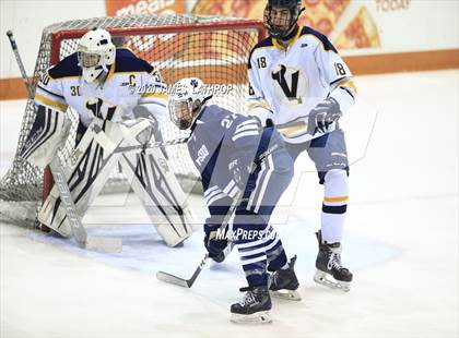 Thumbnail 3 in Victor vs. Pittsford photogallery.