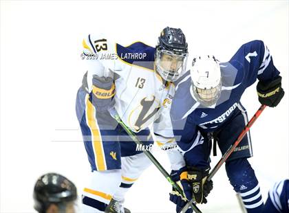 Thumbnail 3 in Victor vs. Pittsford photogallery.