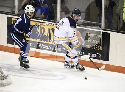 Thumbnail 2 in Victor vs. Pittsford photogallery.