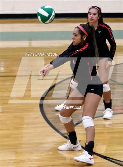 Thumbnail 2 in Tolar vs Eastland (Dublin Tournament) photogallery.