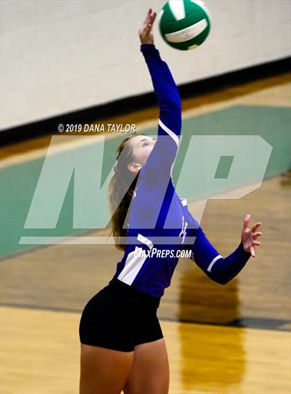 Thumbnail 2 in Tolar vs Eastland (Dublin Tournament) photogallery.
