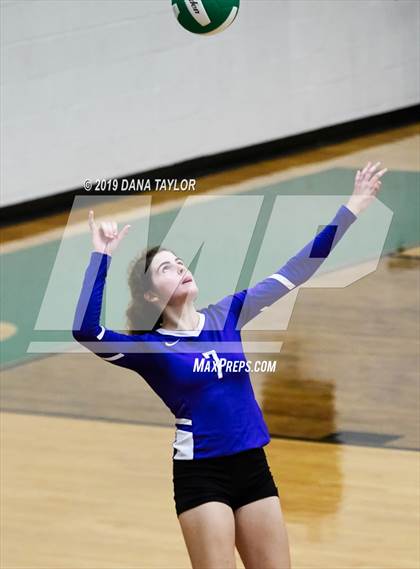 Thumbnail 3 in Tolar vs Eastland (Dublin Tournament) photogallery.