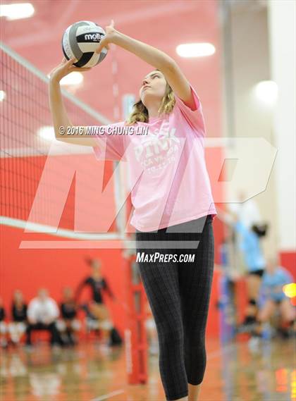 Thumbnail 1 in Oxnard vs. Carlsbad (HUDL SoCal Invite) photogallery.