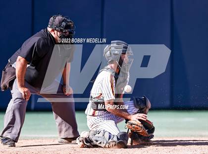 Thumbnail 1 in Sierra vs. Mendota photogallery.
