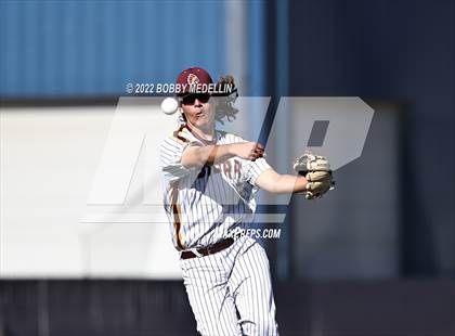 Thumbnail 3 in Sierra vs. Mendota photogallery.