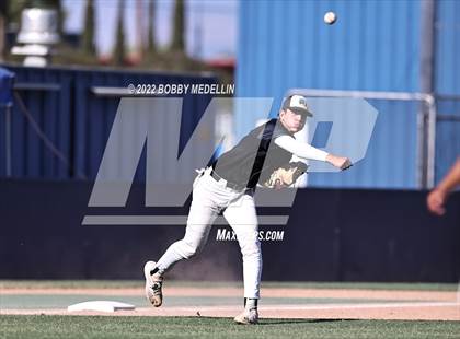Thumbnail 3 in Sierra vs. Mendota photogallery.