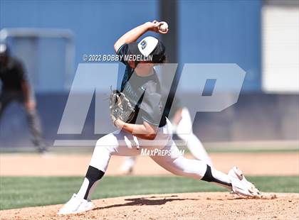 Thumbnail 3 in Sierra vs. Mendota photogallery.