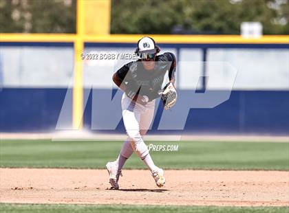 Thumbnail 3 in Sierra vs. Mendota photogallery.