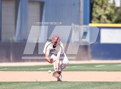 Thumbnail 2 in Sierra vs. Mendota photogallery.