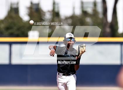 Thumbnail 1 in Sierra vs. Mendota photogallery.