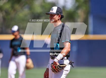 Thumbnail 3 in Sierra vs. Mendota photogallery.