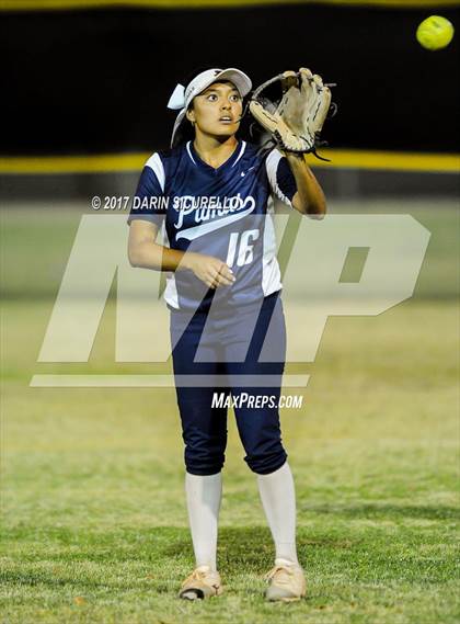 Thumbnail 2 in Perry vs. Pinnacle (AIA 6A 3rd Round) photogallery.