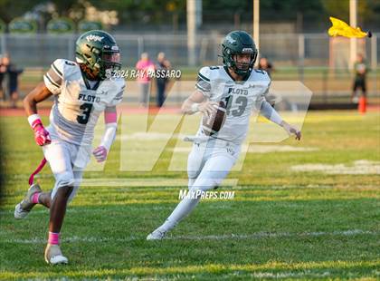 Thumbnail 3 in William Floyd @ Ward Melville photogallery.
