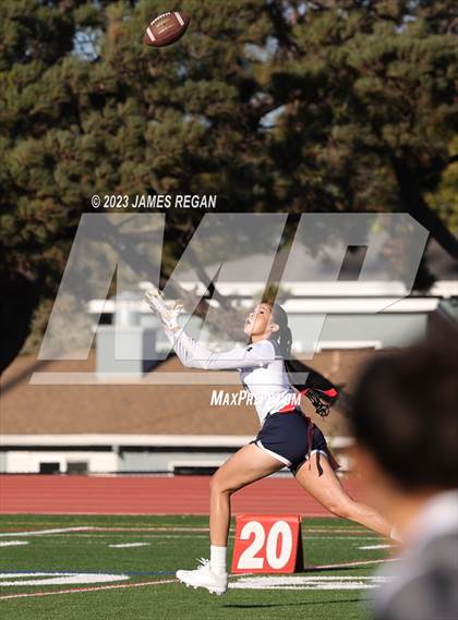 Thumbnail 1 in Carlmont @ Hillsdale photogallery.