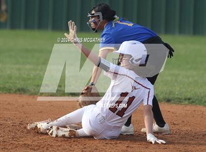 Thumbnail 3 in Dallas Samuell @ W.T. White (UIL Softball 5A Region II Bi-District) photogallery.