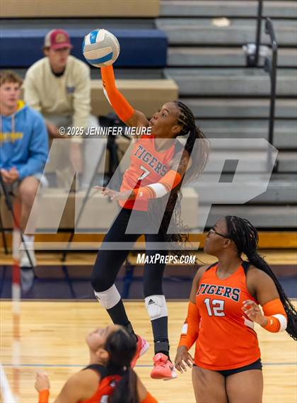 Thumbnail 2 in Belleville @ Hartland photogallery.