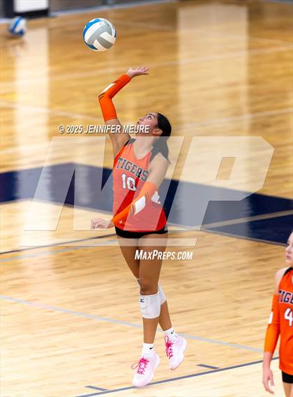 Thumbnail 2 in Belleville @ Hartland photogallery.
