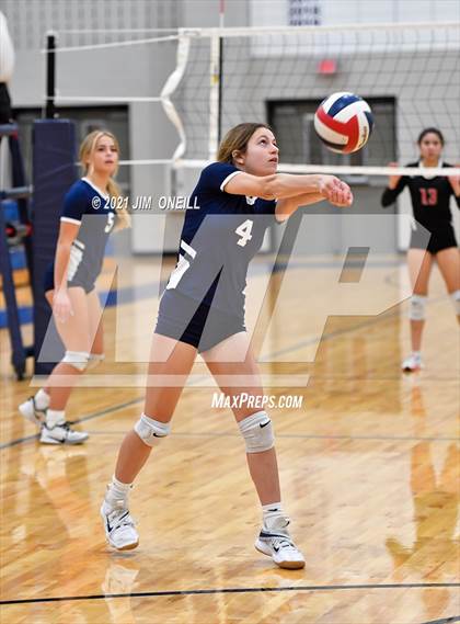 Thumbnail 2 in Coppell @ Flower Mound (B Teams) photogallery.