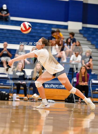 Thumbnail 1 in Coppell @ Flower Mound (B Teams) photogallery.