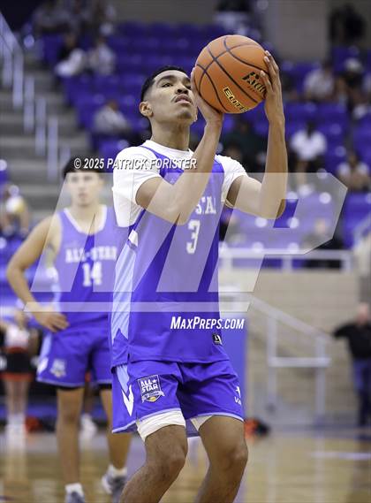 Thumbnail 1 in San Antonio Sports 1A-5A All-Star Game photogallery.
