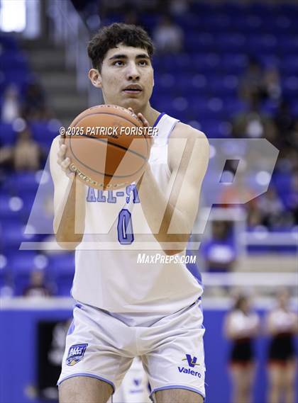 Thumbnail 1 in San Antonio Sports 1A-5A All-Star Game photogallery.