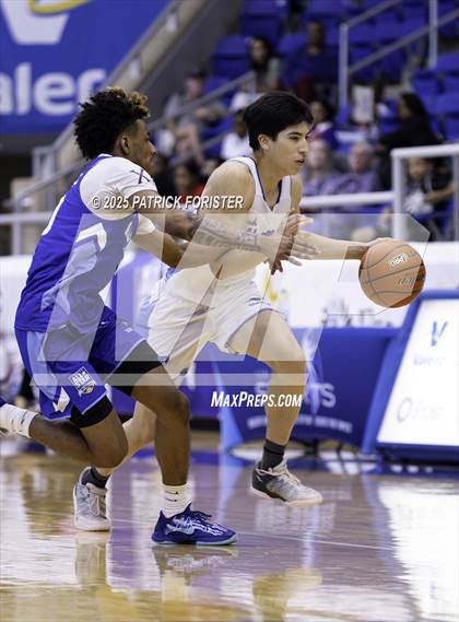Thumbnail 1 in San Antonio Sports 1A-5A All-Star Game photogallery.
