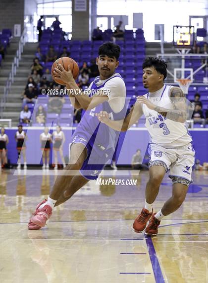 Thumbnail 2 in San Antonio Sports 1A-5A All-Star Game photogallery.