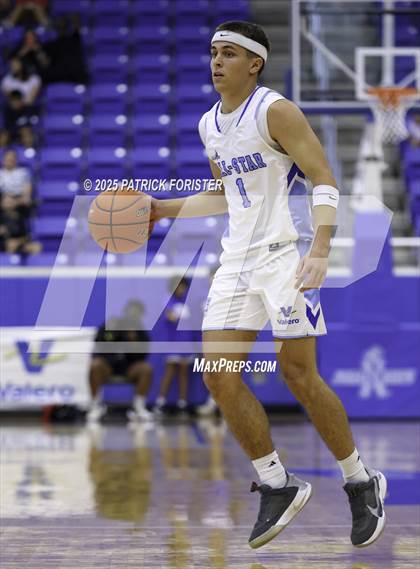 Thumbnail 1 in San Antonio Sports 1A-5A All-Star Game photogallery.
