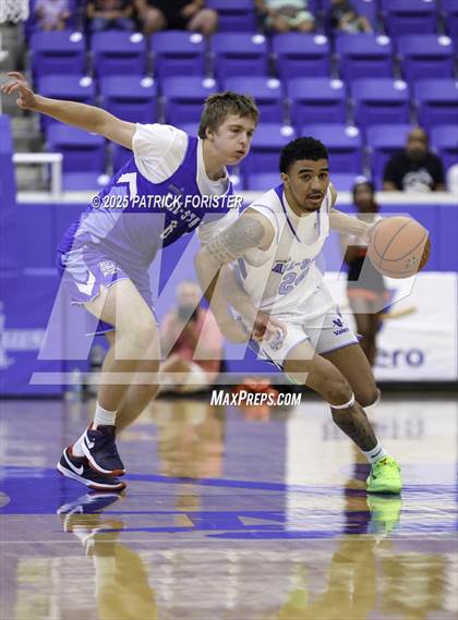 Thumbnail 1 in San Antonio Sports 1A-5A All-Star Game photogallery.