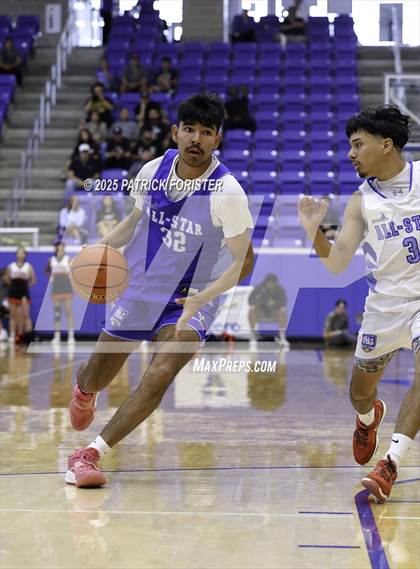 Thumbnail 3 in San Antonio Sports 1A-5A All-Star Game photogallery.