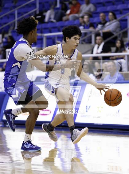 Thumbnail 3 in San Antonio Sports 1A-5A All-Star Game photogallery.