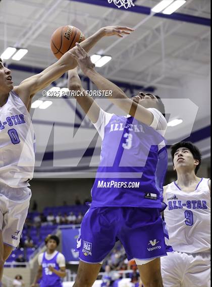Thumbnail 1 in San Antonio Sports 1A-5A All-Star Game photogallery.