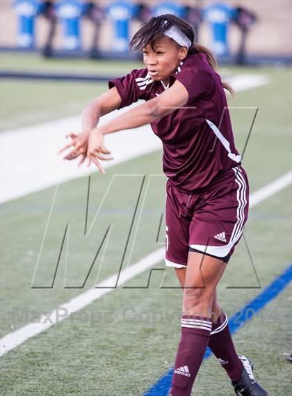 Thumbnail 2 in Ennis vs Mesquite (Forney Lady Rabbit Invitational) photogallery.