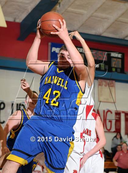 Thumbnail 2 in Maxwell vs. East Nicolaus (Love of the Game) photogallery.