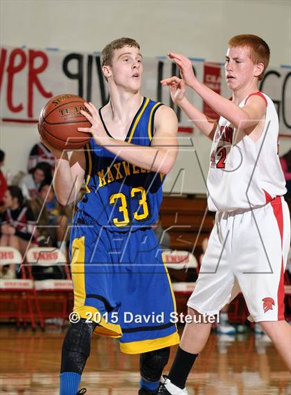Thumbnail 3 in Maxwell vs. East Nicolaus (Love of the Game) photogallery.