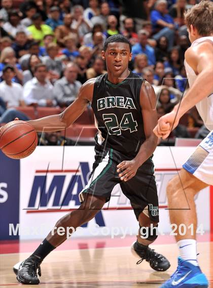 Thumbnail 3 in Santa Margarita vs. Brea Olinda (CIF SS 3AA Final) photogallery.