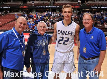 Thumbnail 2 in Santa Margarita vs. Brea Olinda (CIF SS 3AA Final) photogallery.